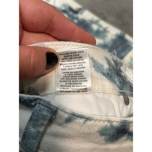 Tinseltown Must Have Curvy Mom Junior Denim Jeans Cloud Tie Dye NWT - Picture 9 of 9